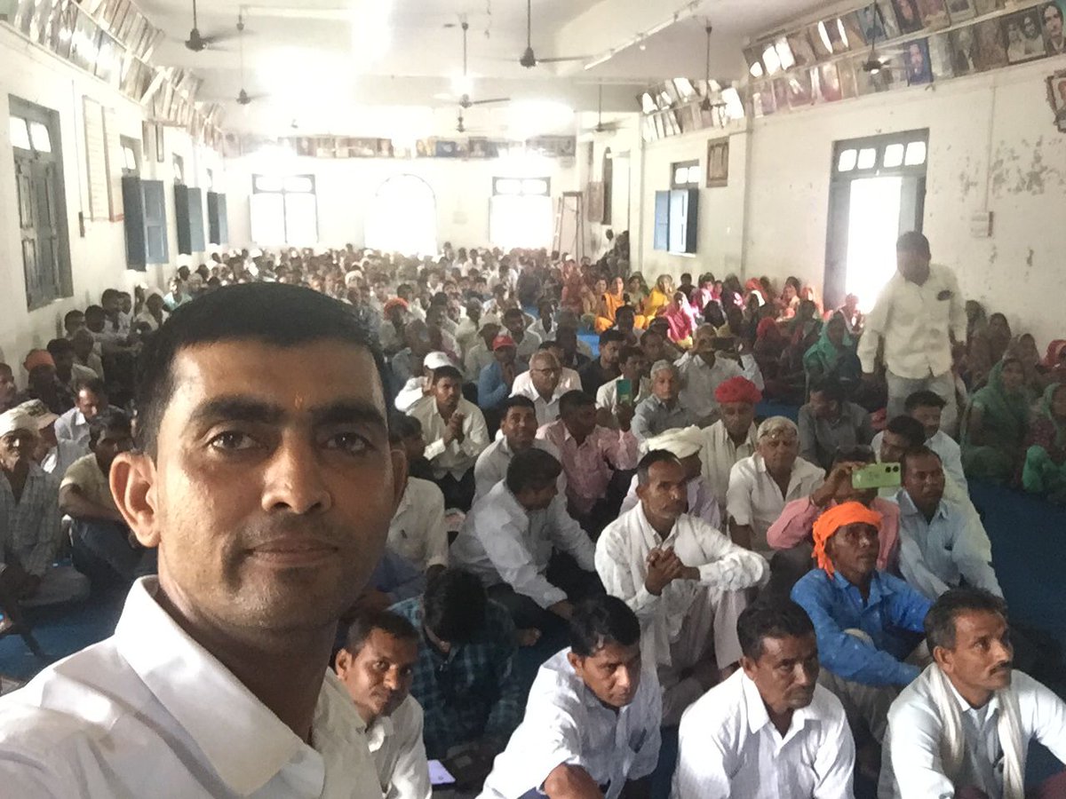 <a href="/1stnewsraj/">First News Rajasthan</a> हजारो ग्यापन, लाखो ट्विट, करोडो पोस्टकार्ड लिखकर सरकार को चेताया लेकिन सरकार ने आज तक नही सुनी, आदर्श क्रेडिट सोसायटी से लिक्वीडेटर हटाकर प्रशासक की नियुक्ति कर नया बोर्ड बनाकर सोसायटी को रेग्युलेट करे ताकि ५००० कर्मचारियों का रोजगार बचेऔर ३ लाख एजेंट नारकीय जीवन से बचे!