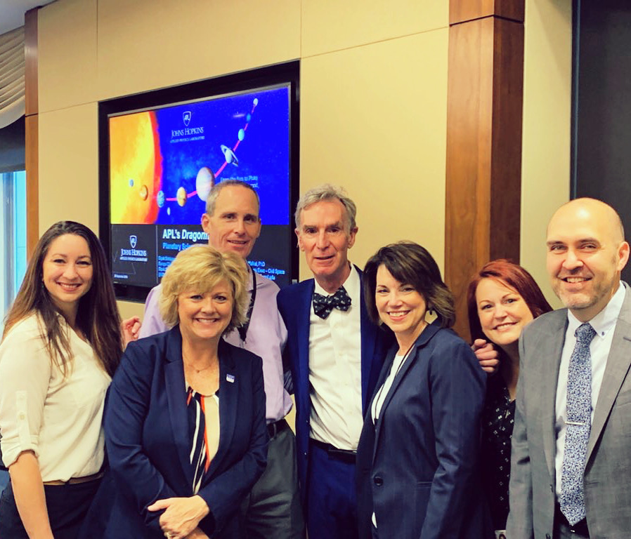 #ThrowbackThursday to that time with <a href="/AEF_Program/">AEF Program</a> where I went to an event and met <a href="/BillNye/">Bill Nye</a>. As #EinsteinFellows, life is sweet and full of opportunity. 🤩 Curious? Email sc.einstein@science.doe.gov to sign up for an Application Workshop &amp; apply at science.osti.gov/wdts/einstein today!