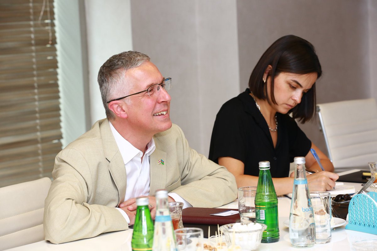 FergusAuldFCDO tweet media