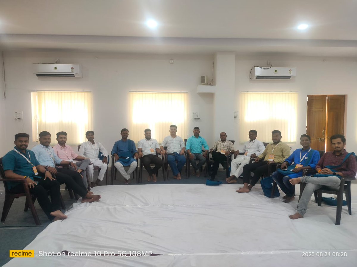 iAkashNegi's tweet photo. अखिल भारतीय जनजातीय छात्र कार्य बैठक विशाखापट्टनम | https://t.co/2YF3Hl7bS3