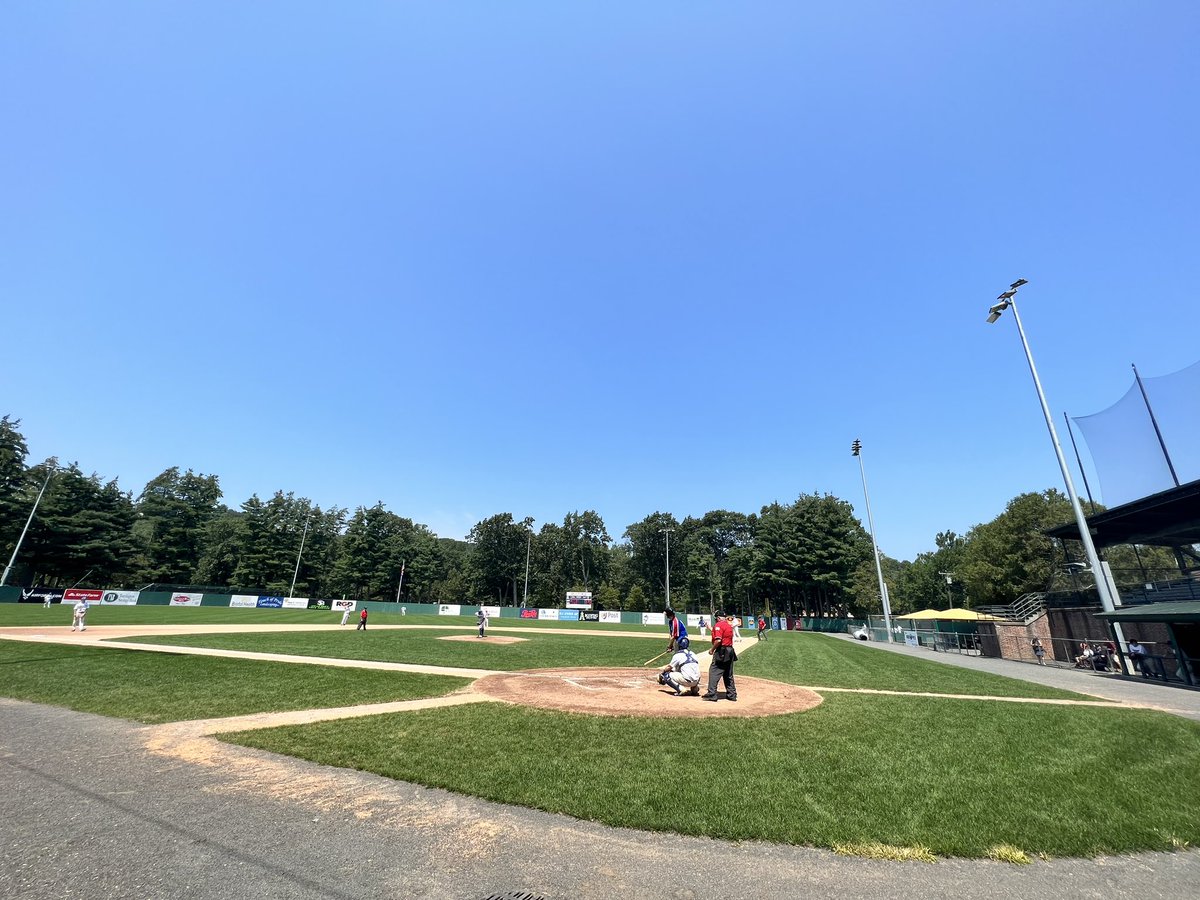 GHTBL1929's tweet photo. State Champions
1. MVP of the Connecticut Champions Cup: Cooper Johnson, M&T Bank
2. Jason Valliere, Manager of GHTBL All-Stars
3. Postgame celebration
4. The one and only Muzzy Field, Bristol
⚾️🏆 #ctbaseball #ghtbl https://t.co/IMzyd2rycz