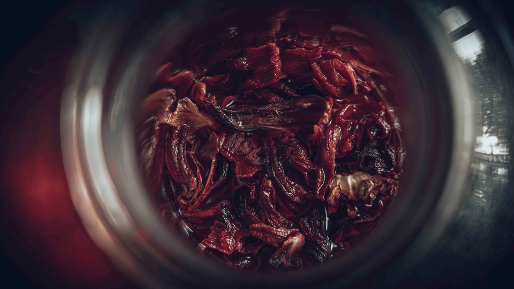 wahylondon's tweet image. 🍵 Sip into Serenity with WAHY London&apos;s Teas 🌿✨⁠

Discover tranquility in every cup. Immerse yourself in the soothing flavours of our carefully curated teas, crafted to elevate your moments.

#WAHYLondon #TeaTimeBliss #SipIntoSerenity #FlavourfulMoments