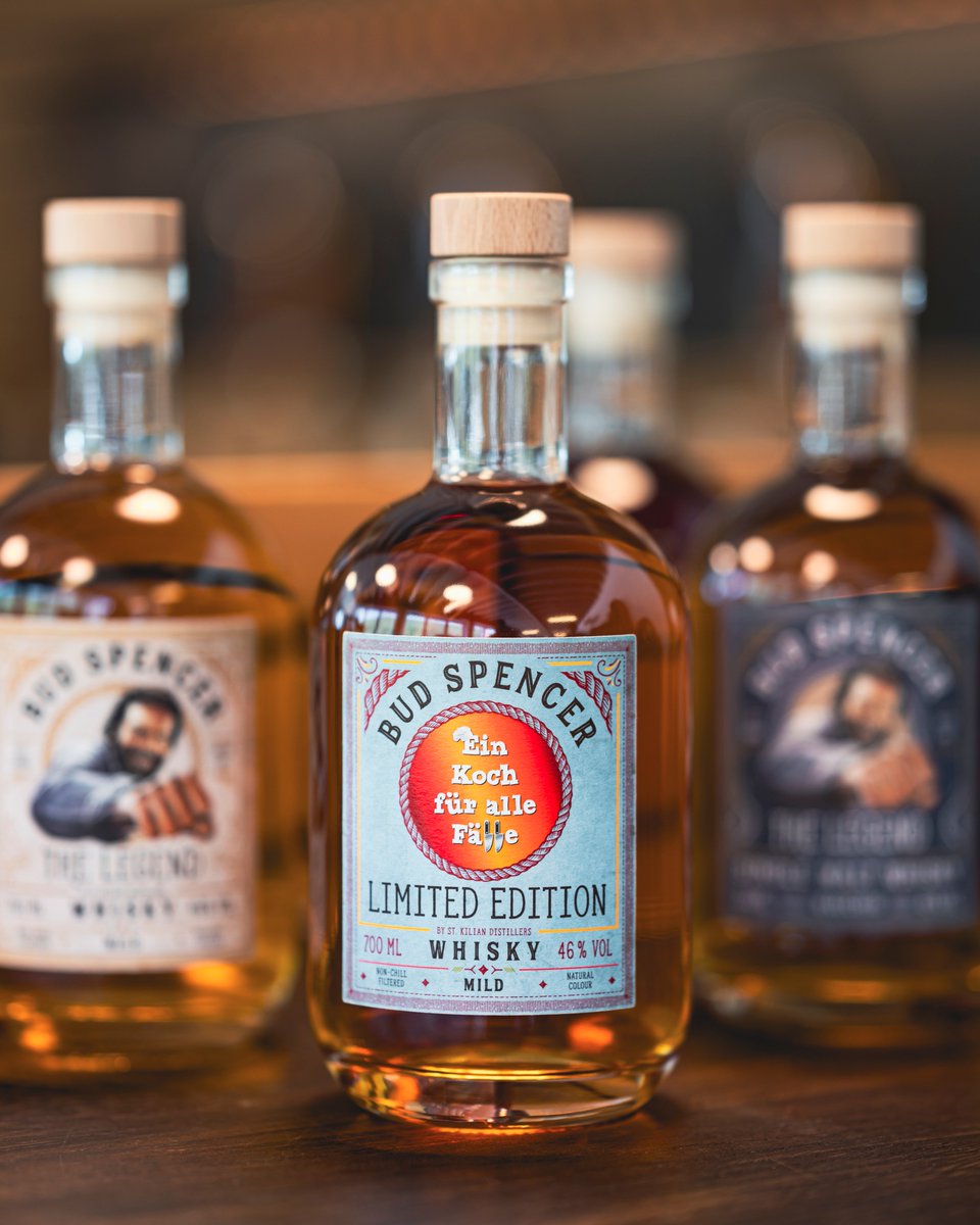 Ein Koch für alle Fälle 👨‍🍳
Wir feiern die Deutschlandpremiere der letzten Bud Spencer TV-Serie mit einem neuen Single Malt Whisky. Gereift in feinsten Oloroso Sherry Fässern. Jetzt bestellen: bit.ly/3P9soPT
#whisky #visitstkilian #TWLC #stkilianwhisky #whiskylover