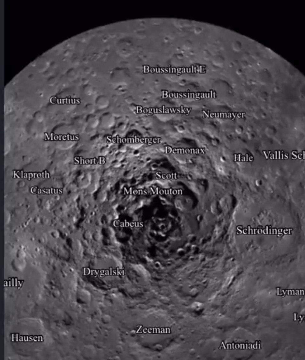 HameedAPHC's tweet photo. India has landing the 🌙 by starving 40 million citizens.  People in India are deprived of basic rights and there is no such thing as humanity in India. Rulers of India should first become human beings &amp; value humanity, then go to the moon 🌙 then landing to the sun
#IndiaOnMoon https://t.co/ek6rCNKbAE