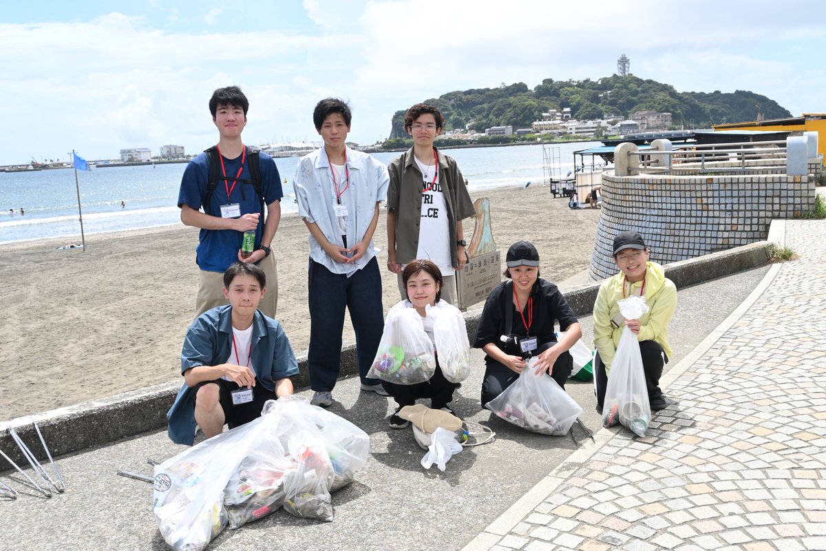 NITSDGsSTUDENTS's tweet photo. こんにちは! E-にこっと です!🌱
8/23は当委員会と #千葉大学 #湘南工科大学 合同で湘南の海(腰越海岸)の清掃活動をしました!
海岸沿いはそれほどゴミが散乱してはいませんでしたが、ペットボトルやタバコ、飴などのゴミが目立った印象でした。
投稿者 おさむ。
#NSCWeek #日工大 https://t.co/vem7EntODw