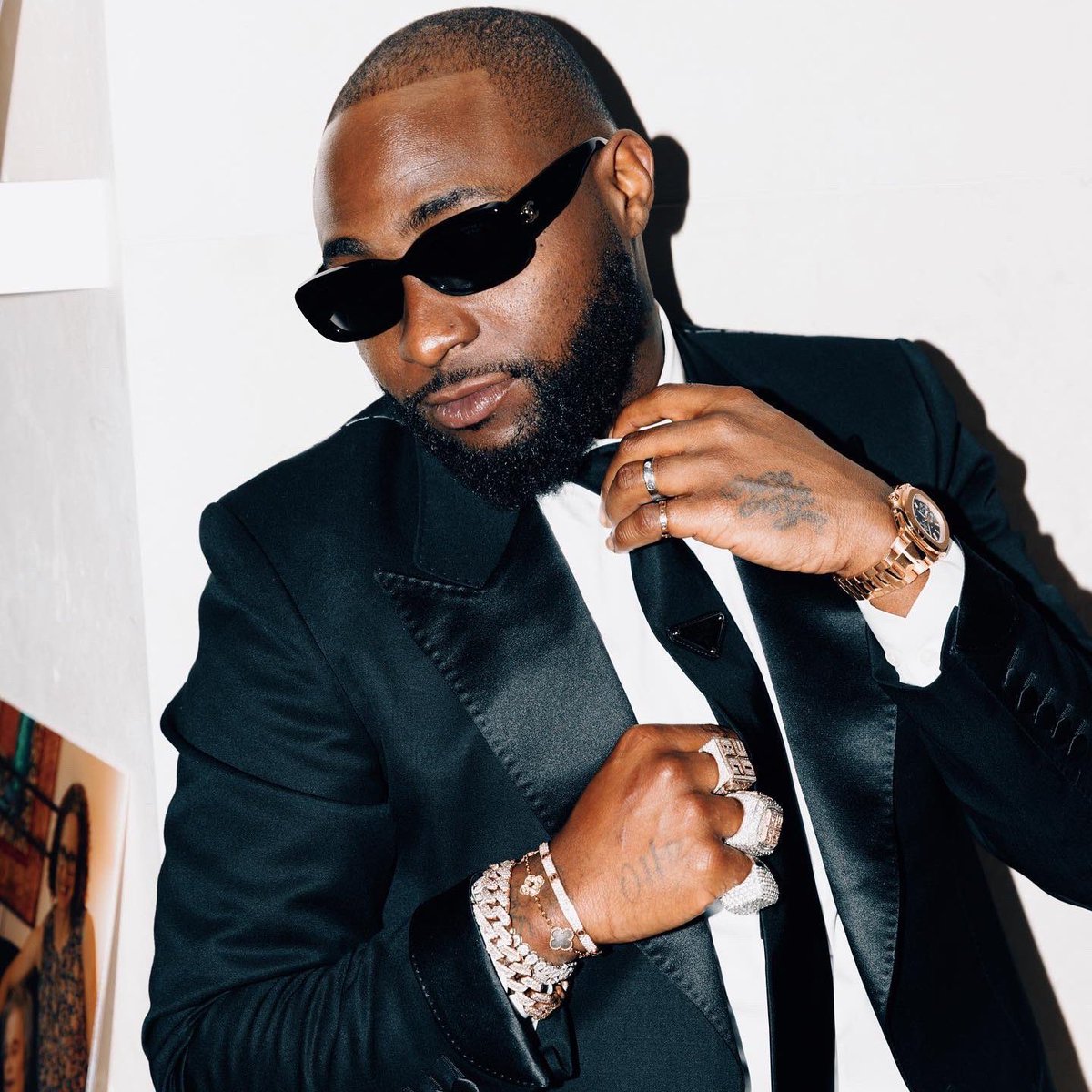 Rrt for Burna Boy               Like for Davido