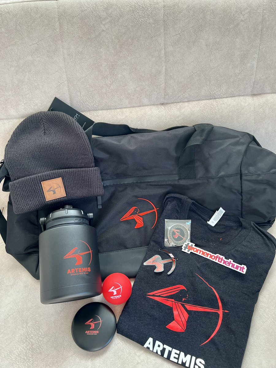 Thank you <a href="/SynackRedTeam/">Synack Red Team</a> for the swag ♥️ @ArtemisRedTeam