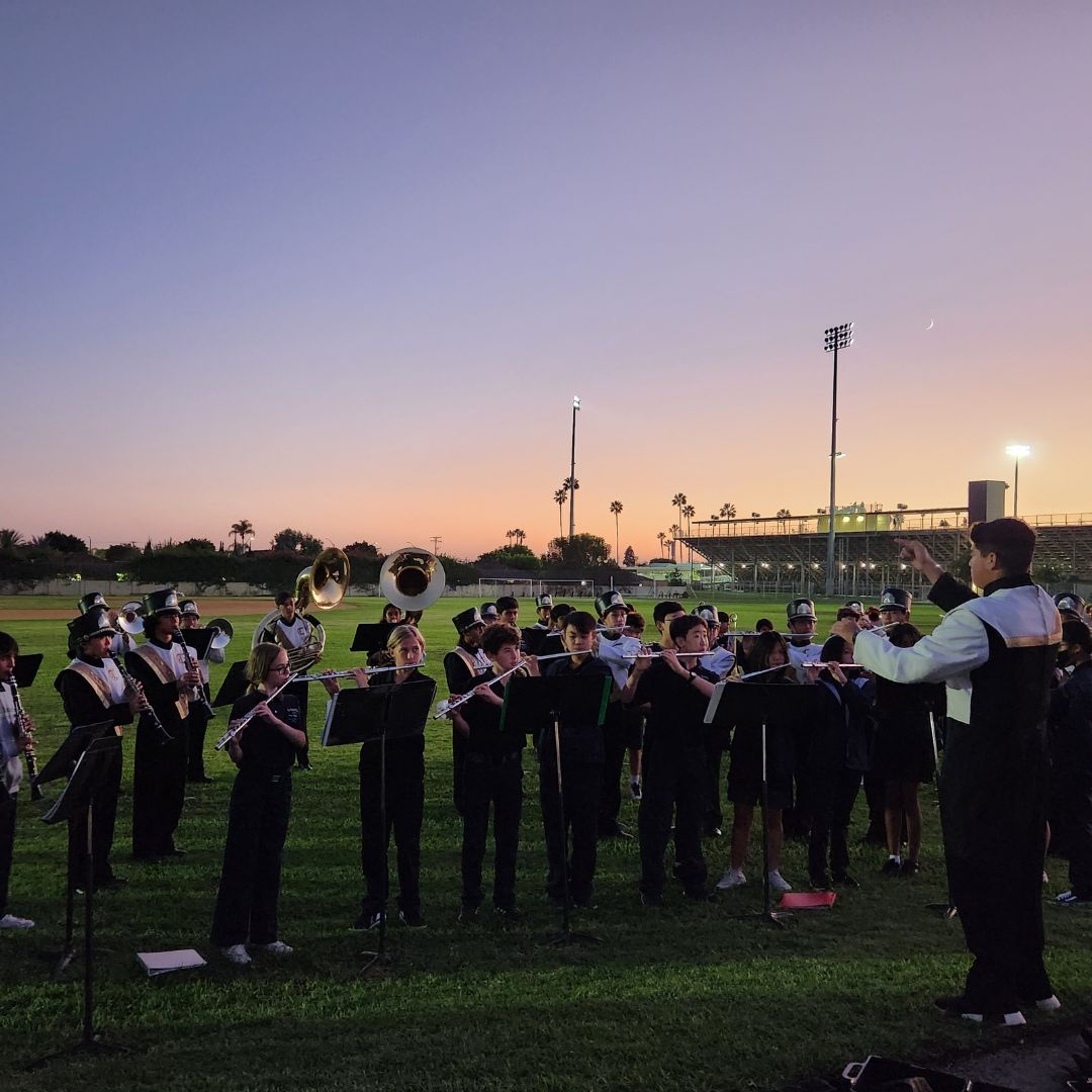 We see bright futures on the horizon for all our students!

#ercs #elranchocharterschool #charterschool #elrancho #seventhgrade #middleschool #californiaschools #anaheim #anaheimhills #middleschooler #coronacalifornia #2023schoolyear #summerbreak #eighthgrade