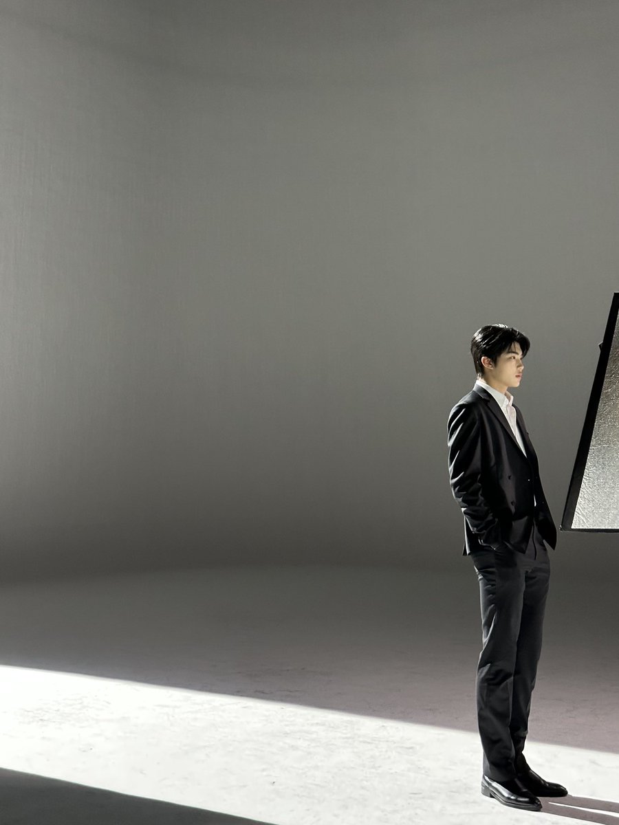 ZB1_official's tweet image. _💌

제로즈 ~ 내가 와따아 팬콘과 케이콘이 지나간 뒤에 저는 아직도 제로즈분들의 사랑 속에서 헤어 나오지 못하고 있어요 또 빠른 시일 내에 보고 싶다 제로즈 !! 오늘도 너무 수고 많았어요 잘 자요 💙

#PARKGUNWOOK #박건욱
#ZEROBASEONE #ZB1 #제로베이스원