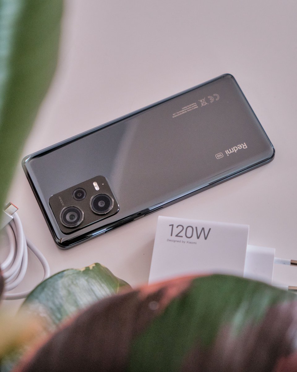 Xiaomi_ZA's tweet photo. This phone is all about delivering stunning views and preserving moments in their true beauty. #Redminoteproplus5g https://t.co/trxm48D4dU