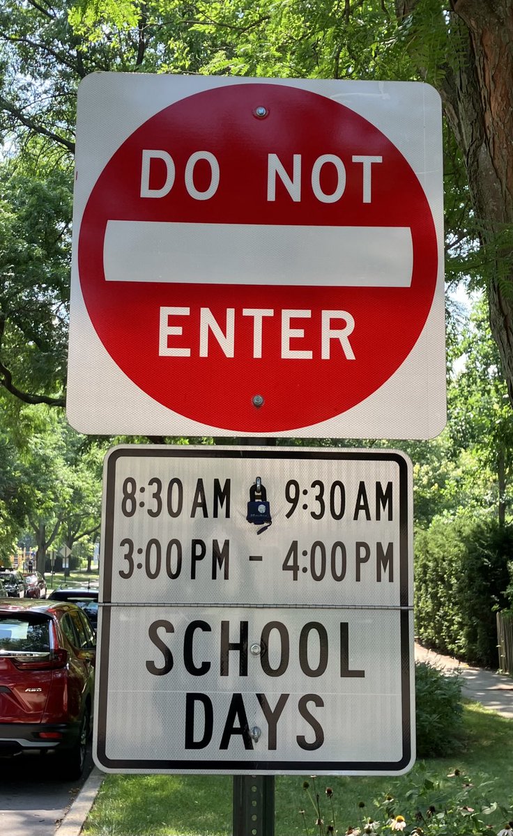 Evanston, IL Police tweet media