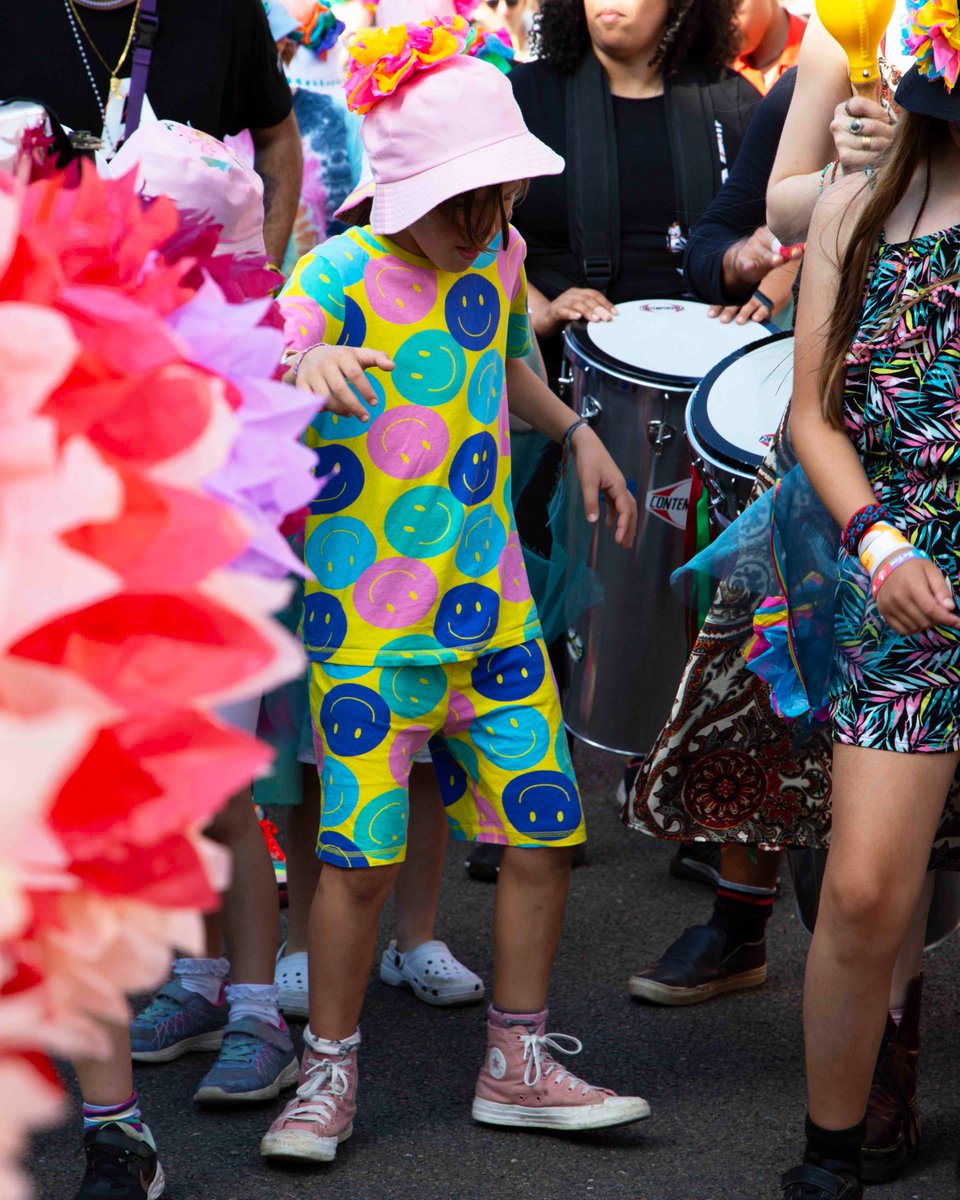 On Monday at the <a href="/AldeCarnivalUK/">Aldeburgh Carnival</a>, Group A and Aldeburgh Young Musicians performed a unique fusion Afro-Caribbean &amp; Latin percussion, jazz, Afro-beat, and funk in the procession.

Group A spent the weekend before rehearsing with the brilliant <a href="/Hannabiell/">Hannabiell</a> 🎉