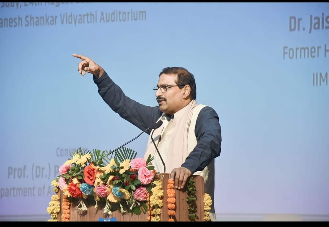 mcu_bhopal's tweet photo. विज्ञापन में रचनात्मकता बहुत जरुरी है - कुलपति प्रो.केजी सुरेश,
पीआर मतलब रेपुटेशन मैनेजमेंट -डॉ. जयश्री जेठवानी,
पत्रकारिता विश्वविद्यालय में सत्रारंभ 2023
@kg_suresh
@highereduminmp @JansamparkMP @EduMinOfIndia @AlumniMcu @AICTE_INDIA @IIMC_India @McuRewa https://t.co/7VELCMtfL4