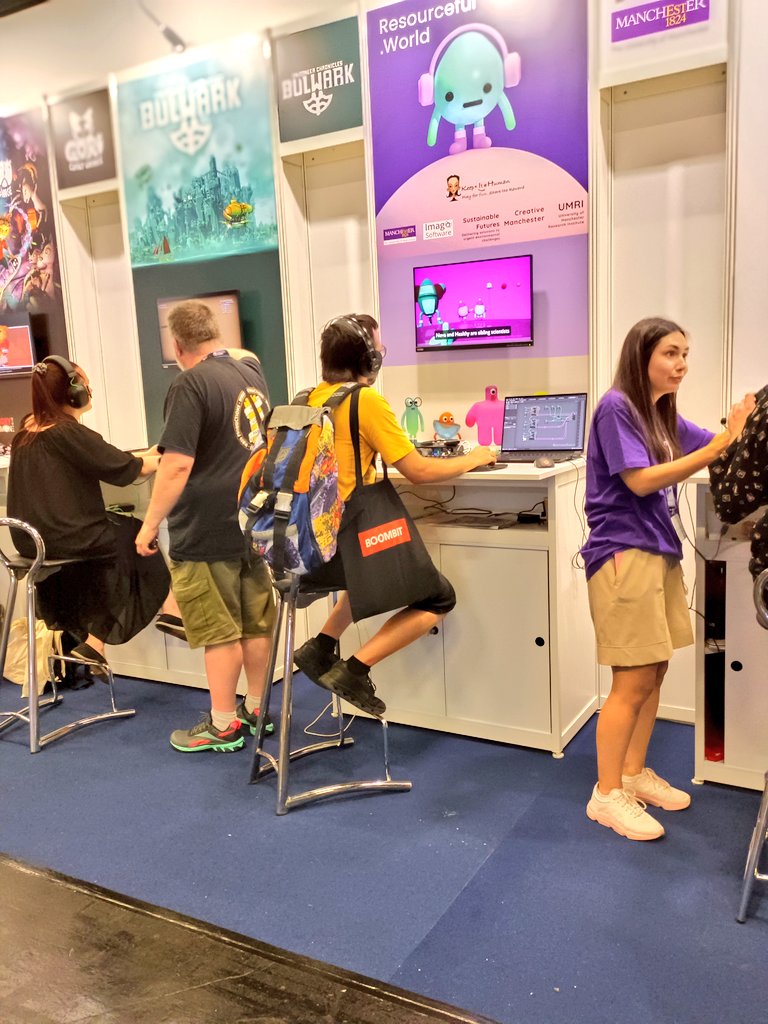 KeepItHuman Studios ➡️ My Favourite T-Shirt tweet media