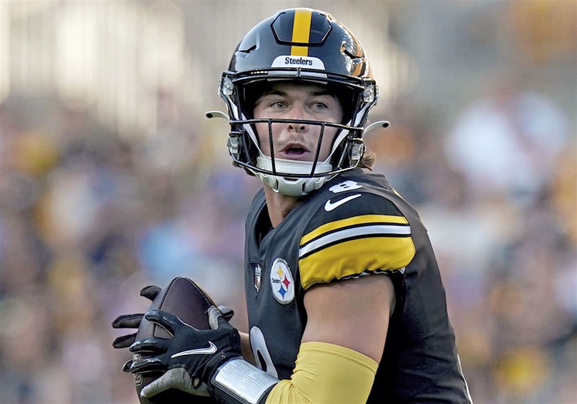 𝗧𝗥𝗘𝗡𝗗𝗜𝗡𝗚: #Steelers QB Kenny Pickett reveals that he sat down and watched ALL 144 incompletions from his rookie season, via @MattLombardoNFL 

“He watched every single incompletion he threw last year and took notes on it.” Tony Racioppi, Pickett's personal quarterbacks