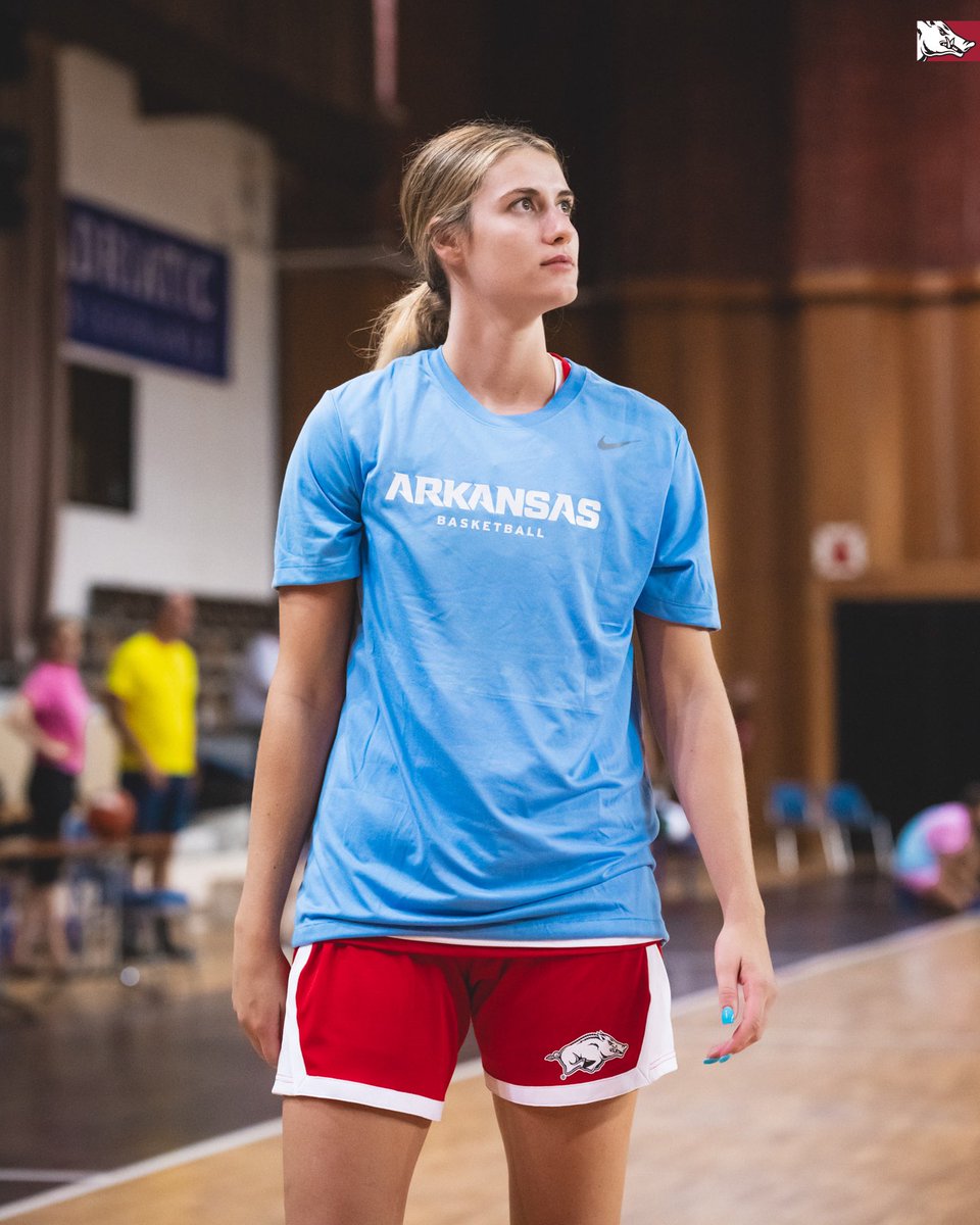 RazorbackWBB's tweet photo. Our leading scorer + rebounder in Europe: @jennalawrence34 👑 https://t.co/WPAouNeLZc