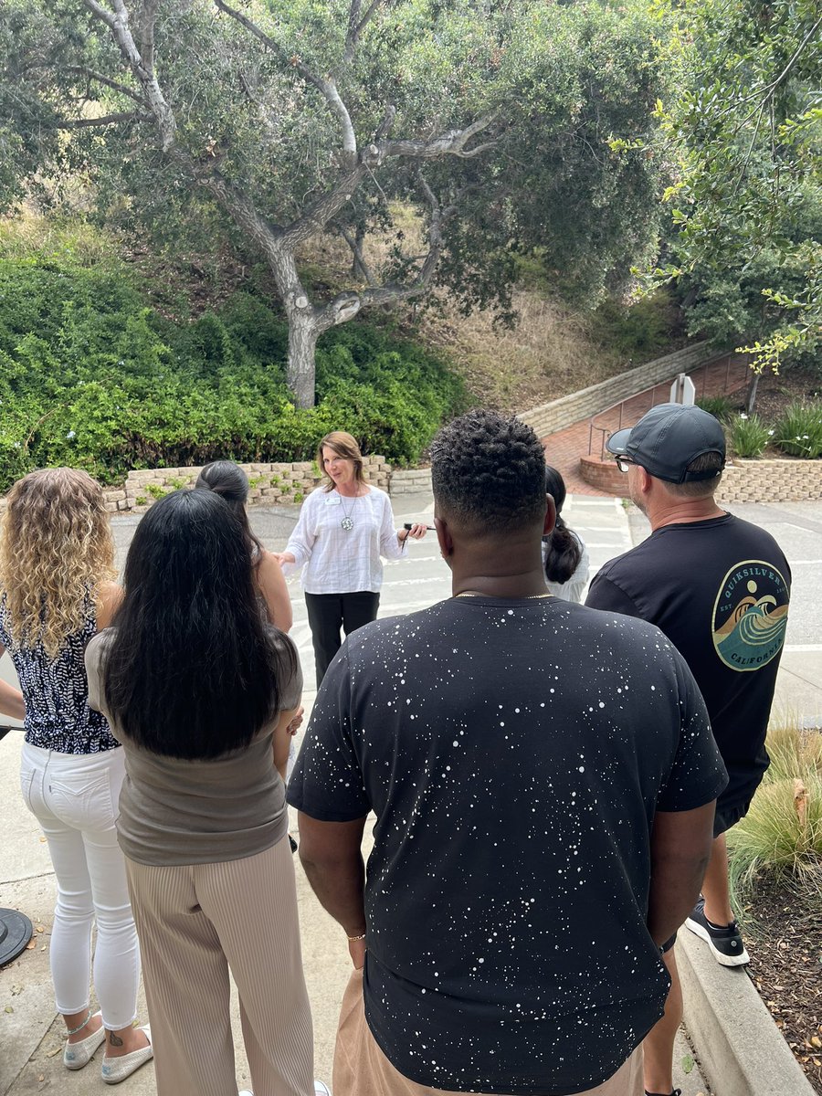 Alexandra Michaelson tweet media