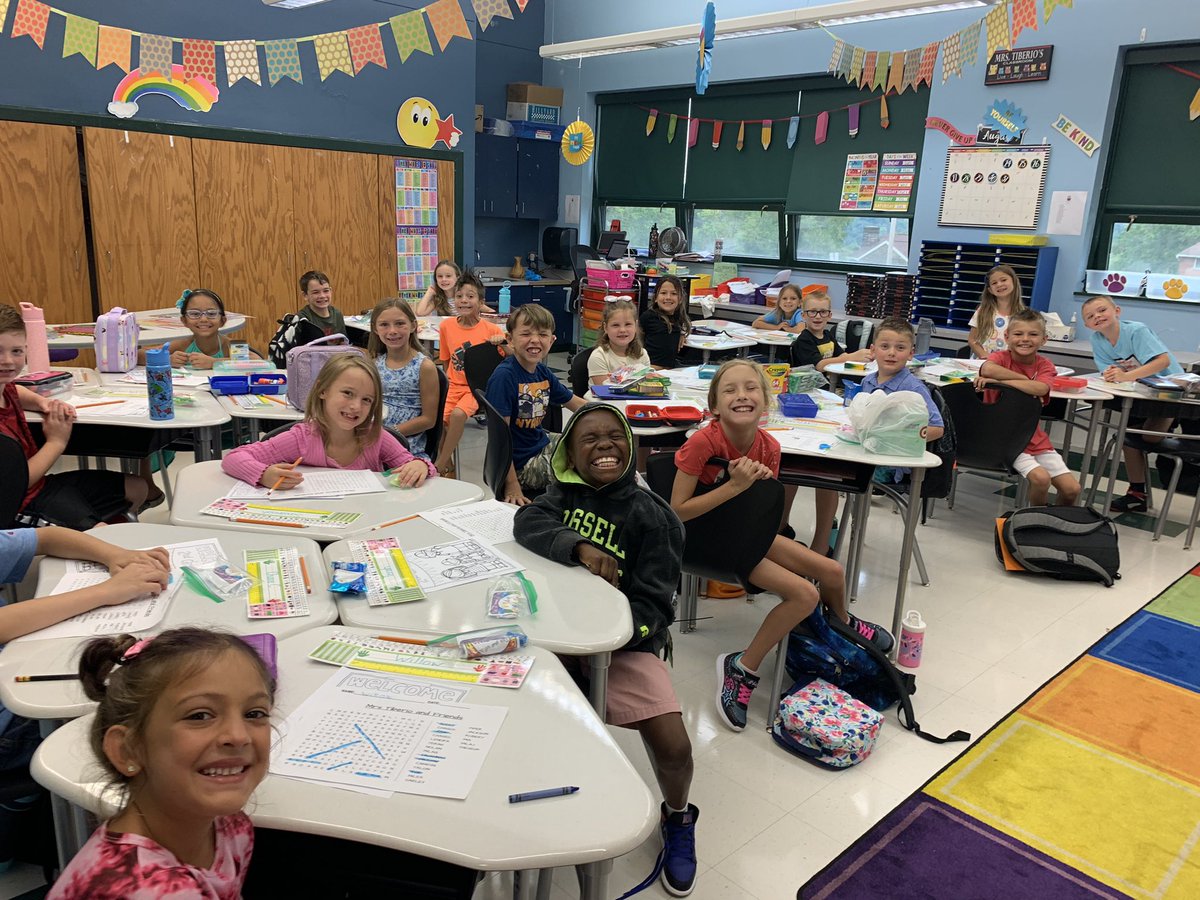 It’s a great day at Greenock Elementary. The staff is excited to welcome all our students to the 2023-2024 school year!