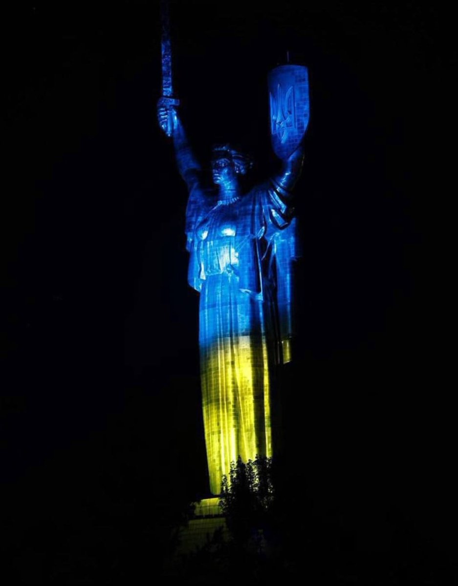seahorsebend's tweet photo. Happy Independence Day! 🇺🇦
#kviv #ukraine #SlavaUkraini #glorytotheheros https://t.co/TkrRmLXdIR