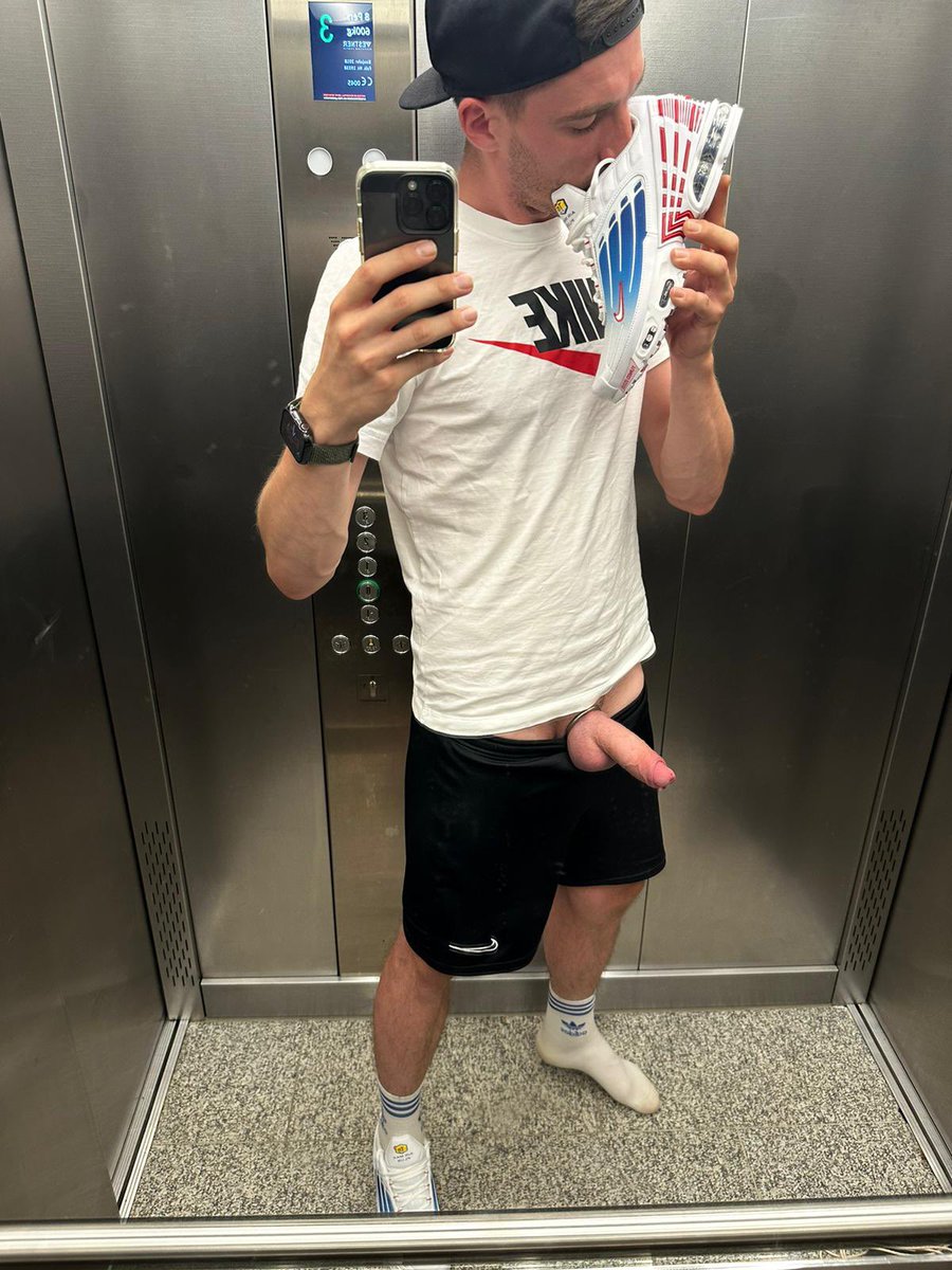 CoupleSoxBoys // 20K//🏳️🌈🏳️🌈🏳️🌈 tweet media