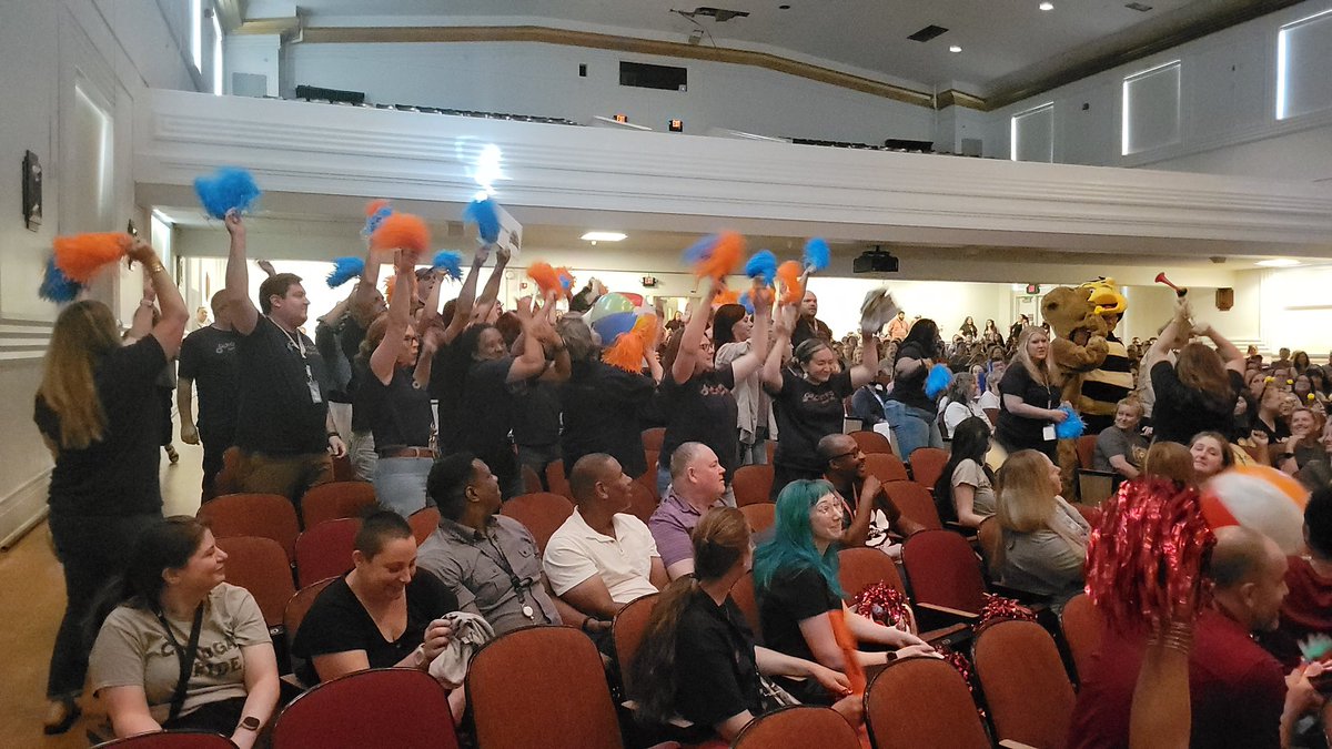 Mirandaacs6900's tweet photo. Such amazing people. I am so blessed to call these dedicated educators @ACSMontfordNSA my family. https://t.co/o3C38IiYmU