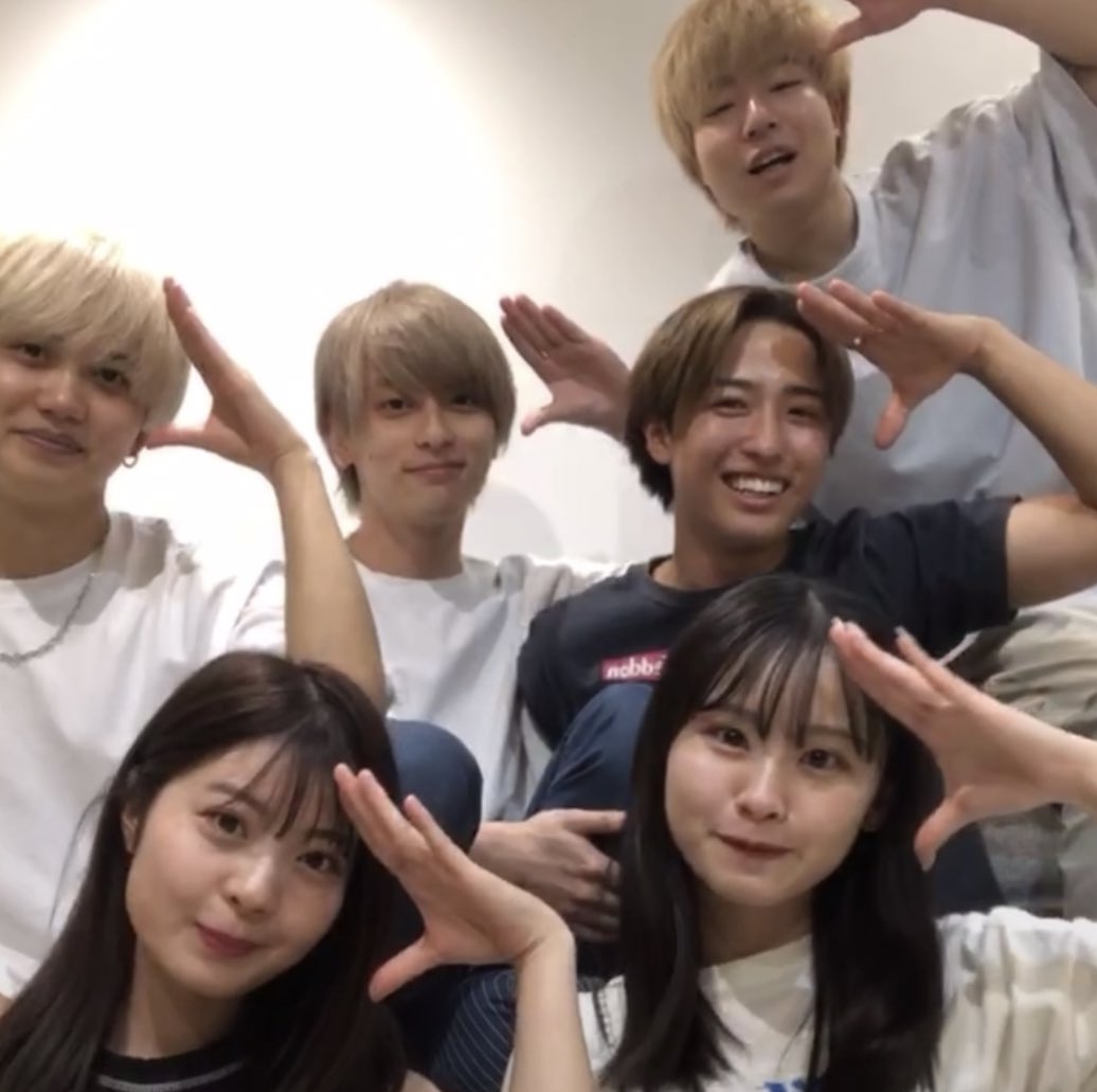 rr_tsu1107's tweet photo. インスタライブありがとうぅぅぅ！！！
やっぱり6人の安定感安心感すごい！！
6人の画角笑ってるとこ見れてうれしい♡♡ゆなちゃんおかえりー！！
イベントがんばってね！楽しんでね！！
カル最高ー！！だいすきーー！！！
 #Cultv  #せりしゅん #いけつば  #馬場海河  #よきさん #もか #星乃夢奈 https://t.co/PQ9hSZcFiu