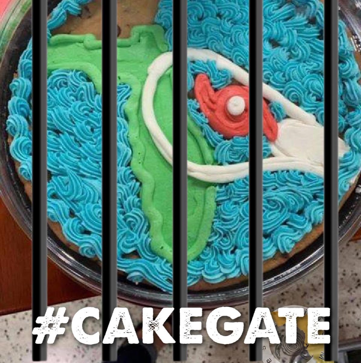 DougE's tweet photo. Publix will no longer make hurricane cakes🤷‍♂️ https://t.co/viH582EJCs