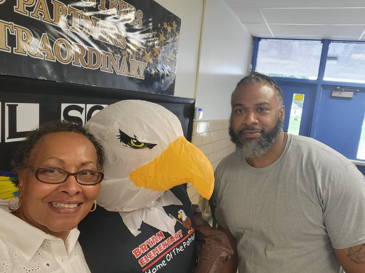 Helema Vandivier tweet media