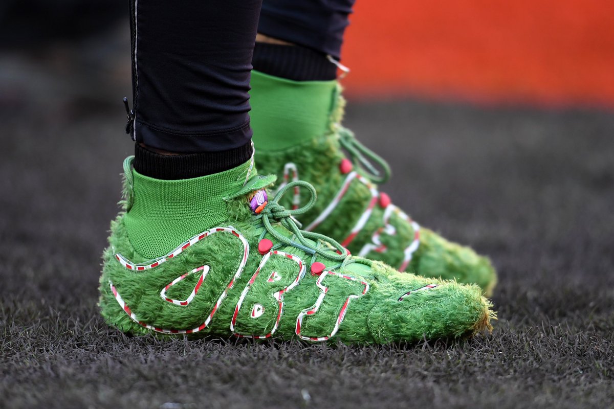 ComplexSneakers's tweet image. .@obj's 2019 cleat rotation was next-level 😤