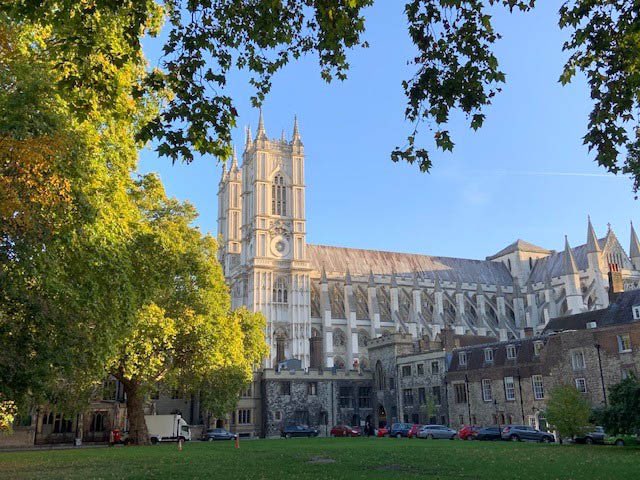 We're recruiting a new General Manager for Westminster Abbey Choir & for our Music Department. Many exciting musical projects ahead in this amazing place; come & be central to our wonderful team! Please help spread the word! @WAbbeyChoir westminster-abbey.org/about-the-abbe…