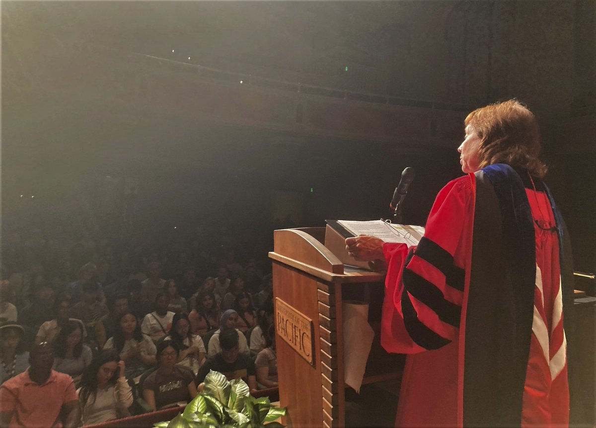 Inspiring #weekofwelcome continues at <a href="/UOPacific/">University of the Pacific</a> with New Student Convocation followed by Tiger Roar. #pacificproud