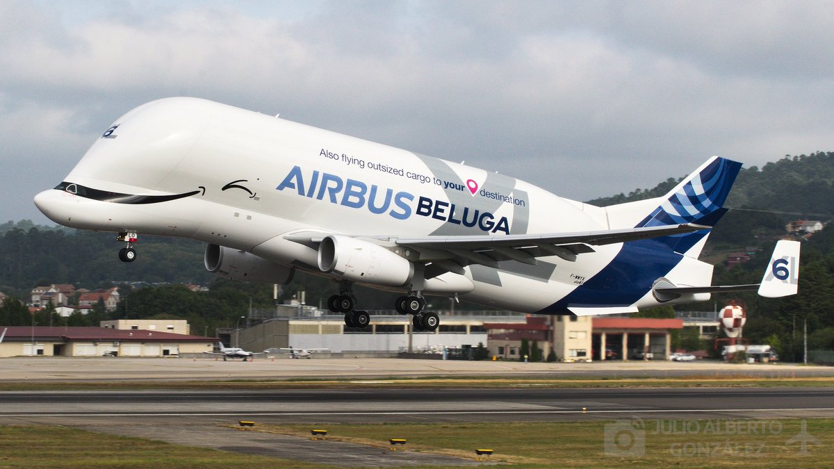 Juli0_Albert0's tweet photo. Uno de los últimos Beluga XL de Airbus, nº 6, haciendo las ya habituales pruebas en #levx Vigo esta mañana.
#aviationphotography
#belugaxl
#Airbus https://t.co/xLRgSyPW85