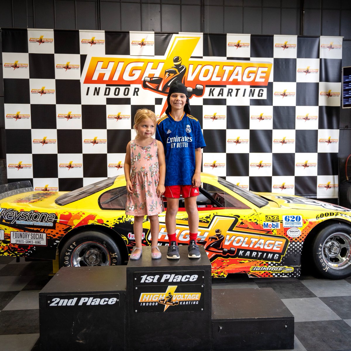Book your weekend races for kids of all ages! As long as you can check the box that says 48 inches or taller, you're golden 🏁

Book your races now ➡️ bit.ly/42nBDPU

#HighVoltage #BookNow #GoKart #MedinaOH