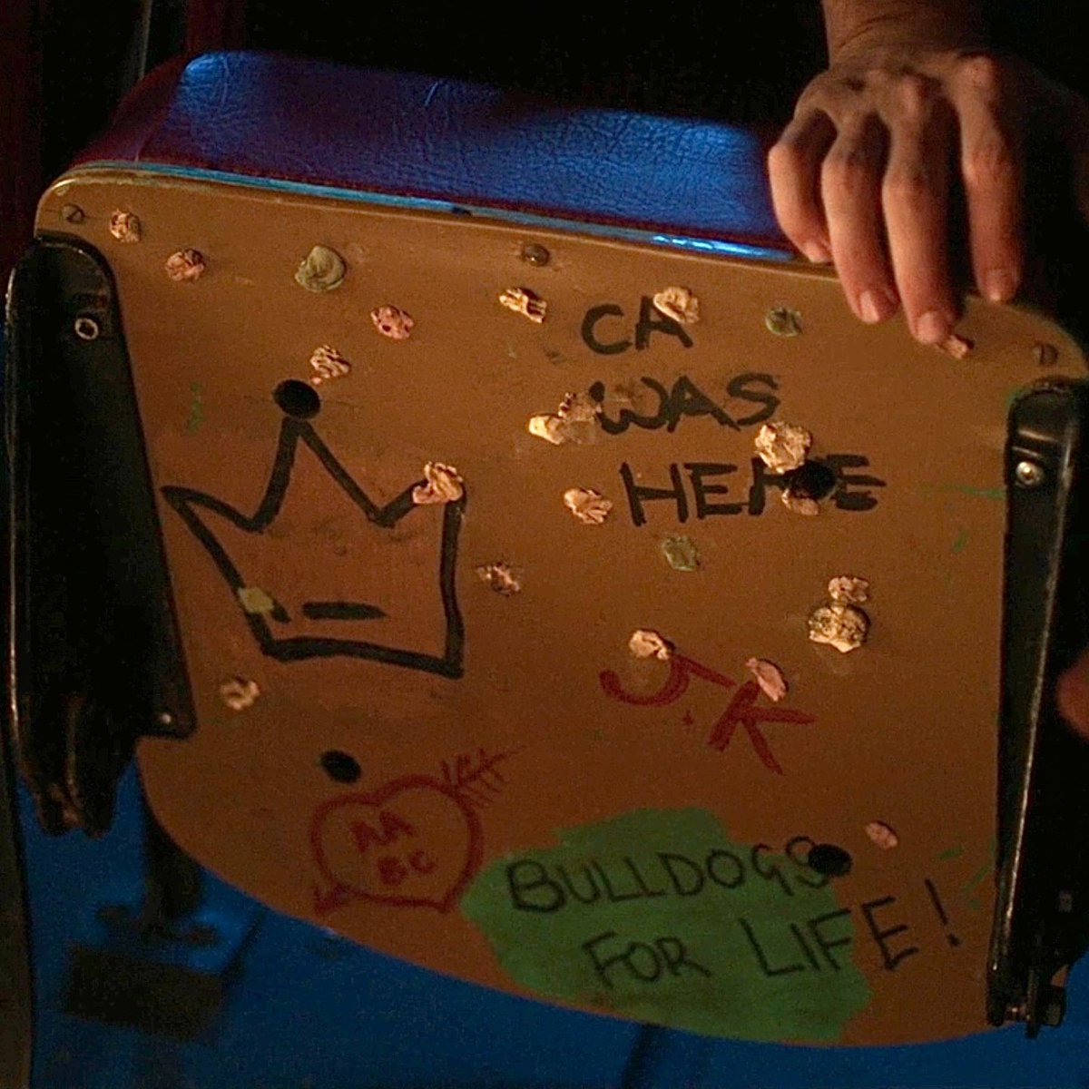 Barchiedaily's tweet photo. Just noticed the little “A.A + B.C” in the cupids love heart! 🥹 #Riverdale https://t.co/6AbhUbYW9C
