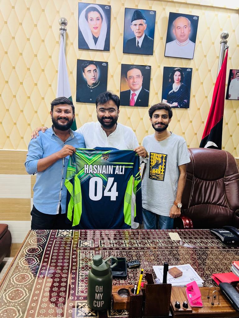 TeamAsfand's tweet photo. پاکستان پیپلزپارٹی سپاف ڈویژن حیدرآباد کے جنرل سیکریٹری و چیئرمین UC-28 محترم اسفند مری کا کھیل کی سرگرمیوں کو پرموٹ کرنے کے لیے احسن اقدام

محترم اسفند مری نے UC-28 کی کرکٹ ٹیم کو اسپانسر کیا اور ذاتی خرچہ پر نوجوانوں کو کرکٹ کٹ، بیٹ، گیندیں و دیگر ضروری اشیاء بھی فراہم کیں۔ https://t.co/DOGY6x0SuG