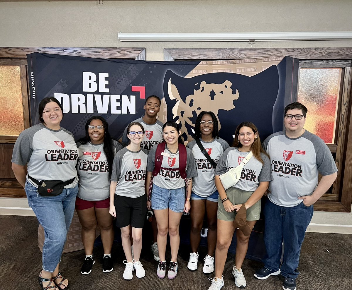 UHVorientation's tweet photo. Attention first-year students, don’t forget to check-in for Jaguar Journey today! Our team of awesome Orientation Leaders will be available to assist you with this. Check-in will occur in Jaguar Hall Commons until 5 p.m. #UHV #UHVJagFam #JAXNATION 🐆 https://t.co/tvXp87MlHQ