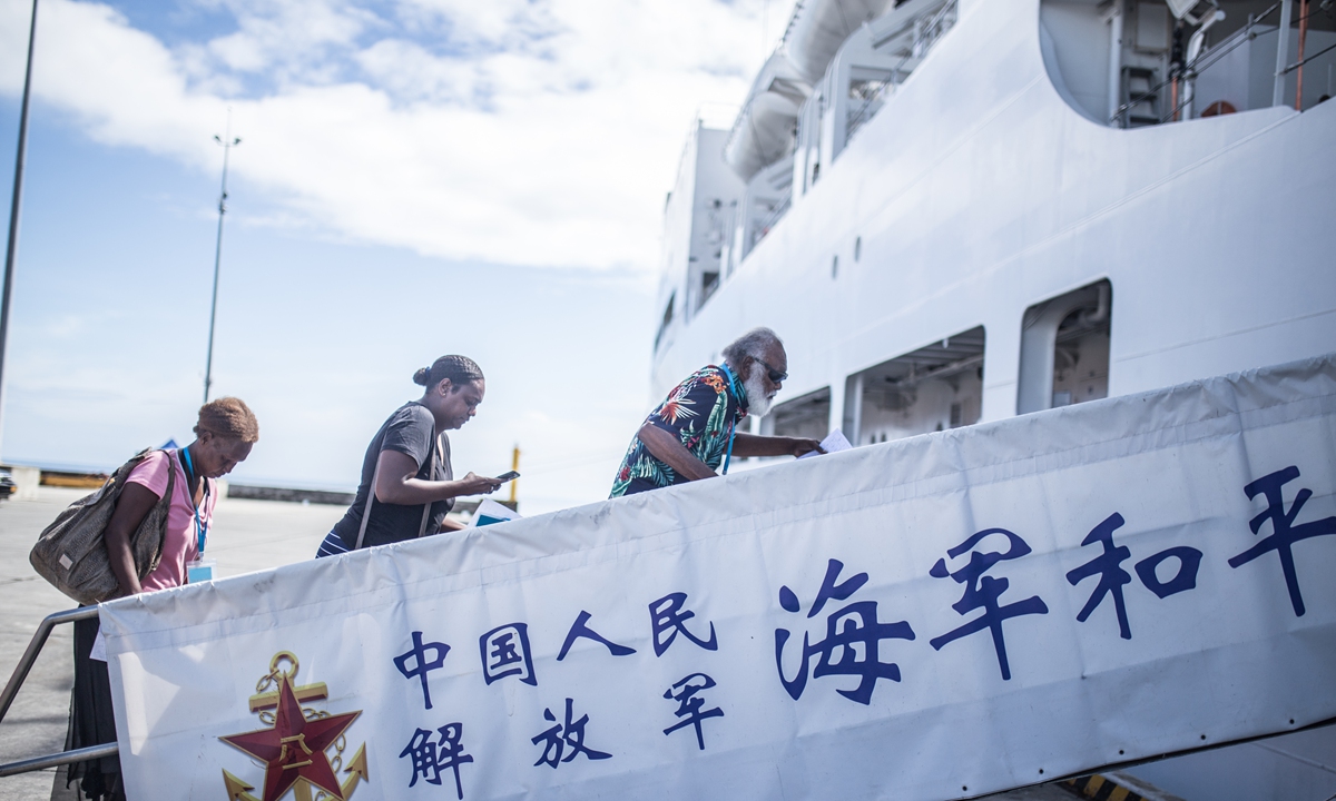 globaltimesnews's tweet photo. It has been front-page news in the Solomon Islands these days that the Chinese naval hospital ship #ArkPeace has docked at the port of Honiara for the first time. The hospital ship has 126 medical staffers, and it boasts 26 clinical departments and 7 auxiliary departments. It is capable of carrying out more than 40 kinds of examinations, treatments, and operations in general surgery, orthopedics, obstetrics, gynecology and other disciplines.
https://t.co/JAXKFoA7Uw
