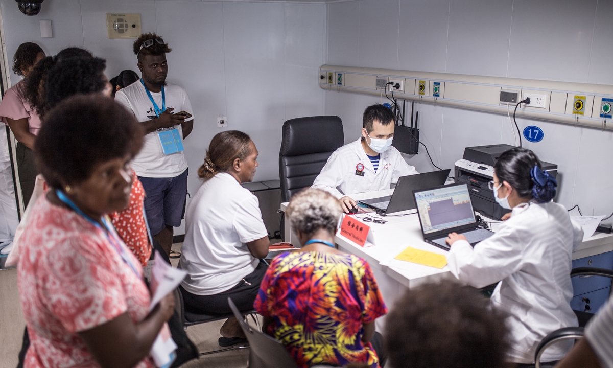 globaltimesnews's tweet photo. It has been front-page news in the Solomon Islands these days that the Chinese naval hospital ship #ArkPeace has docked at the port of Honiara for the first time. The hospital ship has 126 medical staffers, and it boasts 26 clinical departments and 7 auxiliary departments. It is capable of carrying out more than 40 kinds of examinations, treatments, and operations in general surgery, orthopedics, obstetrics, gynecology and other disciplines.
https://t.co/JAXKFoA7Uw