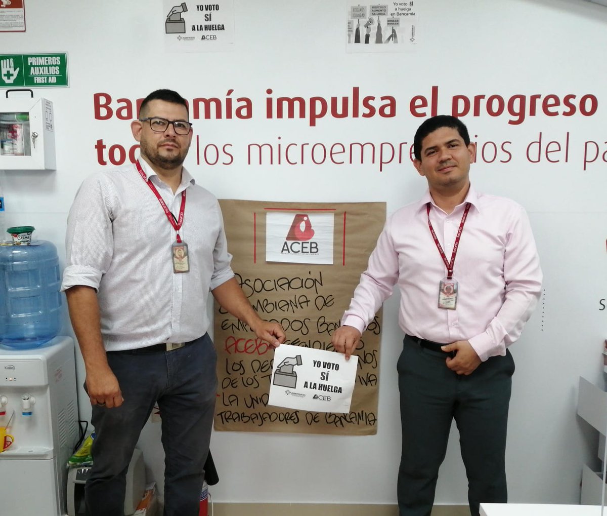 Eiderherrera16's tweet photo. @acebnacional 
@MintrabajoCol 
@Bancamiaoficial
@fundaciondelasmicrofinanzas BBVA
@Portafolioco
@RevistaDinero
@pulzo
@CMILANOTICIA

Empleados de Bancamia preparan huelga ante la negativa del banco https://t.co/jV0wW2ZN1P