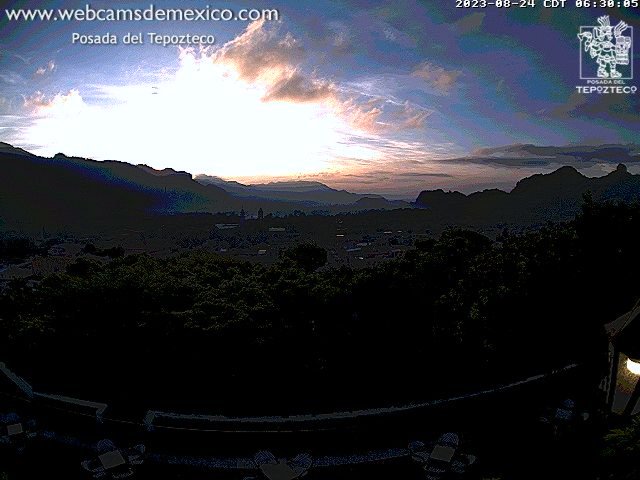 Amanecer en el #PuebloMágico de #Tepoztlán, #Morelos.
Vista desde <a href="/PdelTepozteco/">Posada Del Tepozteco</a>.
webcamsdemexico.com/webcam-tepoztl…