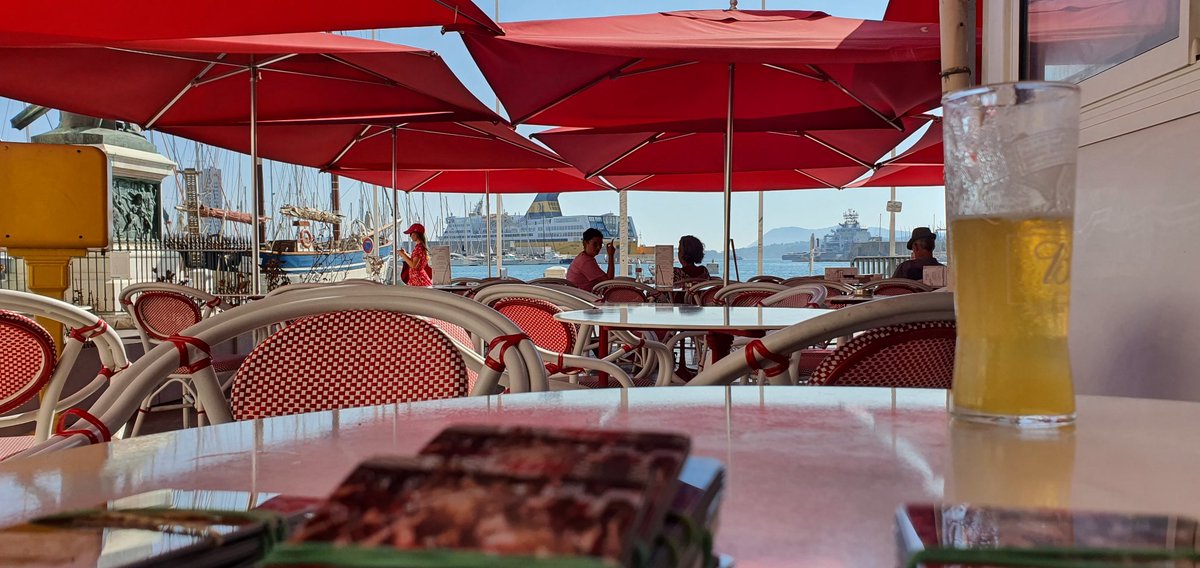 twistertiti27's tweet photo. Permanences 🏝
@MayolsClub 
@RCTofficiel 
#GrandCaféDeLaRade
#PoertDeToulon
What Else ? ❤🖤 https://t.co/rNT8Uf4jTb