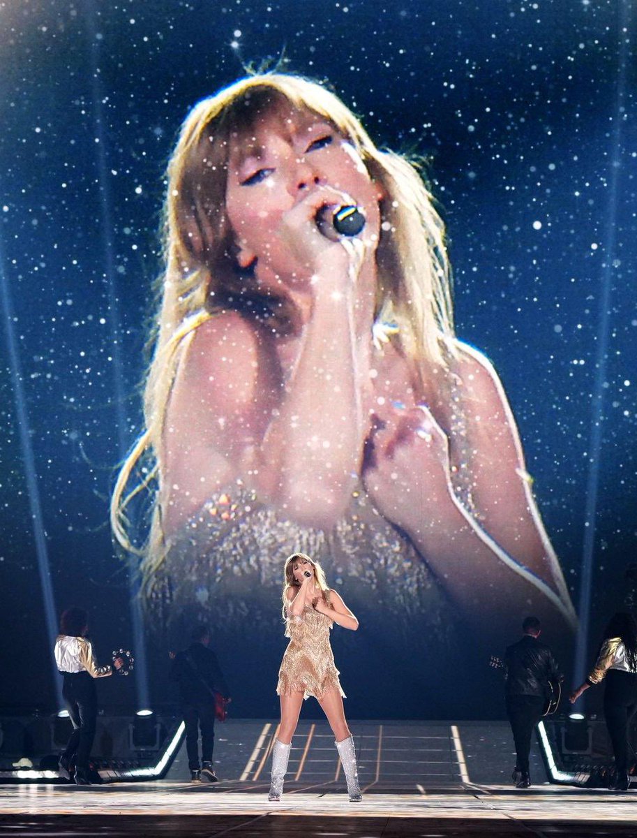 esteflvstay's tweet photo. Hoy me suelto de Ticketmaster, a todxs los swifties disfruten el concierto🩷✨️ háganlo por los q no pudimos y aun soñamos

Quizás en otra vida, en otra oportunidad conozcamos a Taylor pero si somos sinceros otro concierto como The Eras Tour no habrá 💔
#MexicoCityTSTheErasTour https://t.co/5xK9JfSxZ5