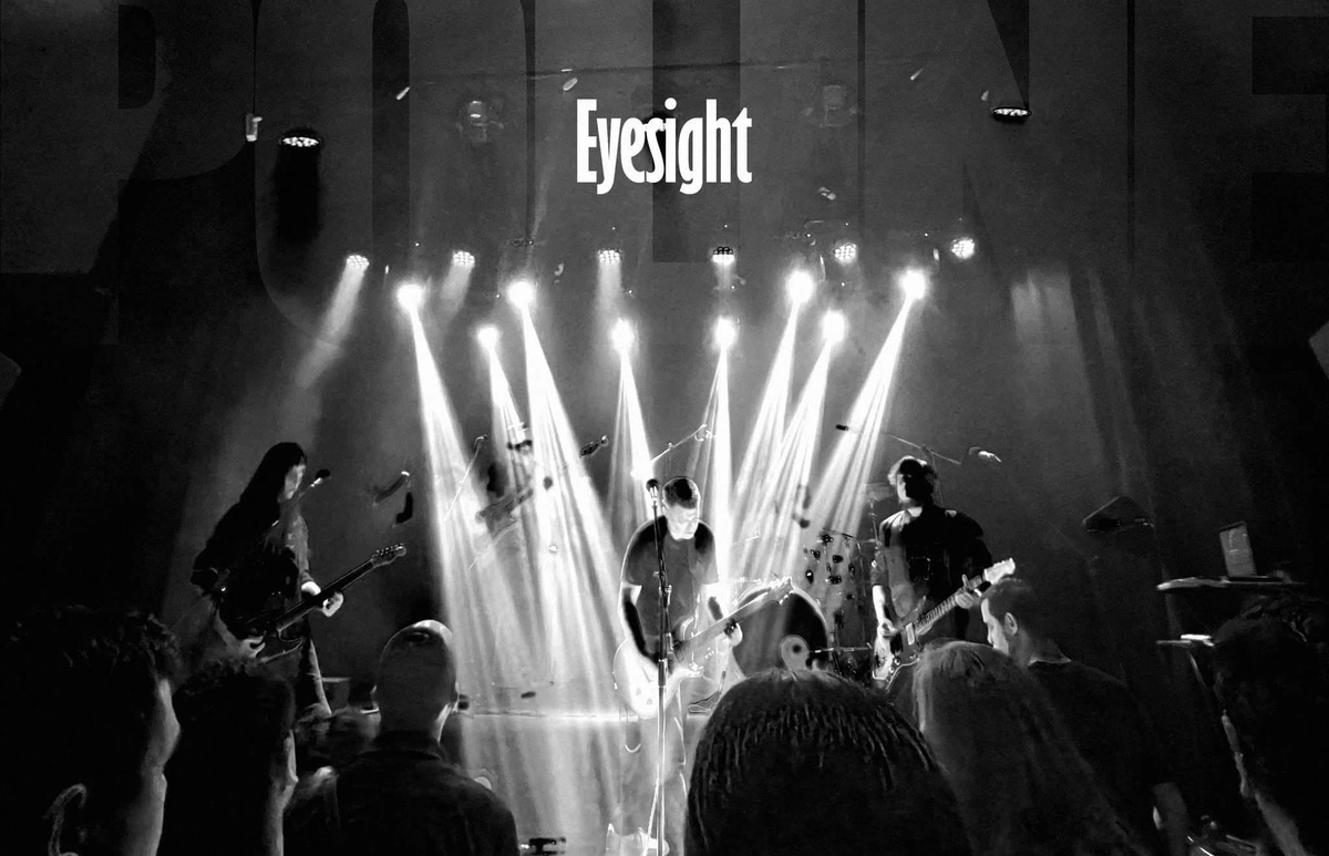 BanDesconocidas's tweet image. #BuenJueves
Tainted Voices es una de las canciones en vivo que esta en Bells In June, el nuevo EP de la banda paraguaya @Eyesight_py. Esta canción, lanzada en 2021, tiene una muy fuerte influencia en el rock industrial.
Link: open.spotify.com/.../track/1LJw…...
#EscuchaEstaCanción
