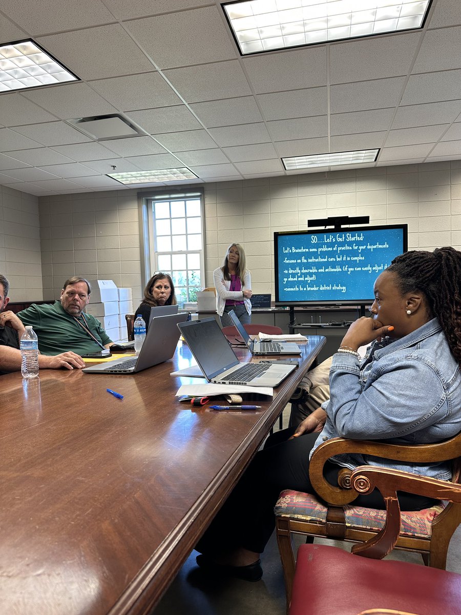 cbshaw22's tweet image. Spending time with @HueytownThe CTE teachers developing PLCs @JEFCOCareerTech @bpspigpen