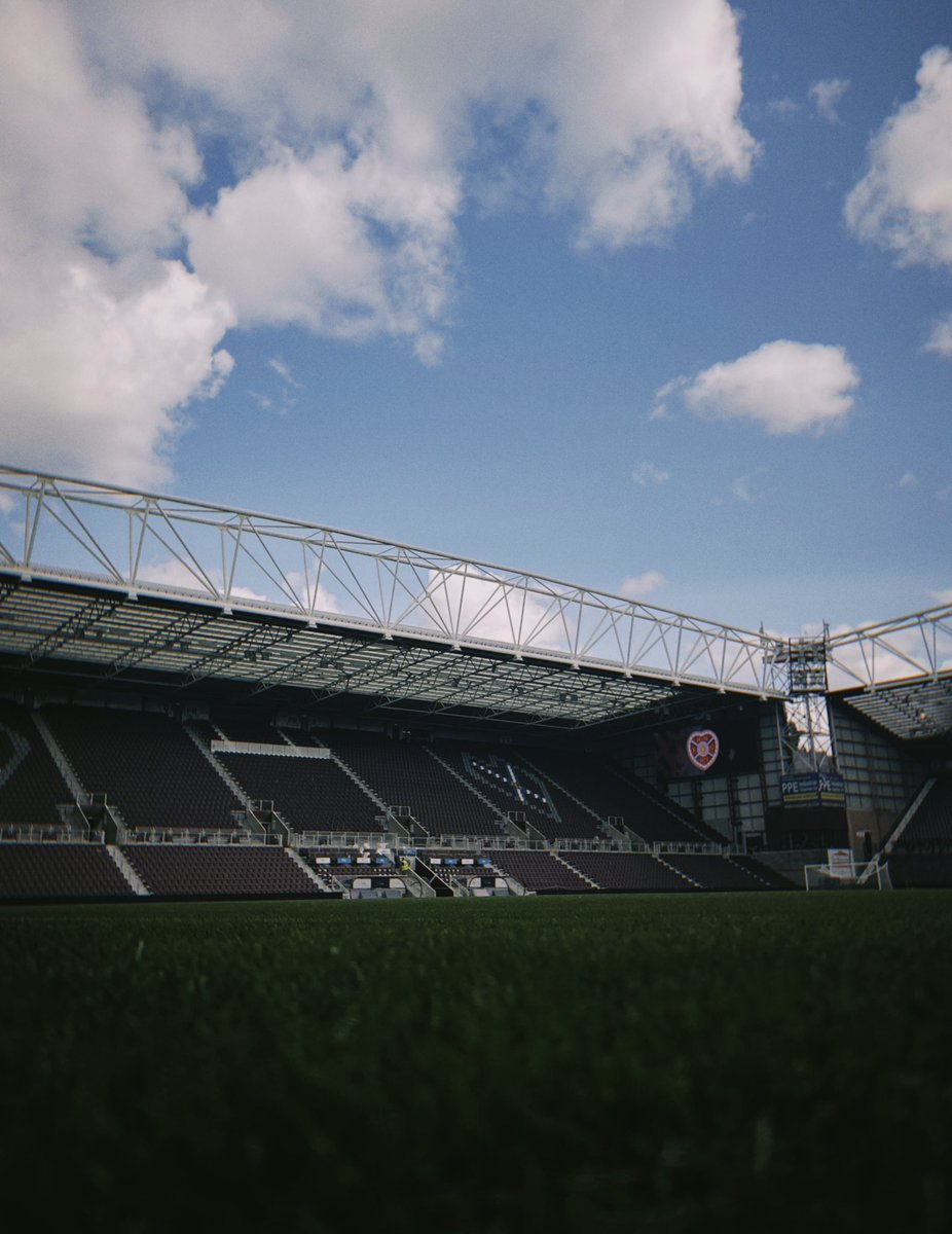 JamTarts's tweet photo. 𝐓𝐲𝐧𝐞𝐜𝐚𝐬𝐭𝐥𝐞, 𝐦𝐚𝐭𝐜𝐡 𝐫𝐞𝐚𝐝𝐲 ✔️♥️

Hearts vs PAOK // 7:45pm // #UECL https://t.co/vR9HCyJGo4