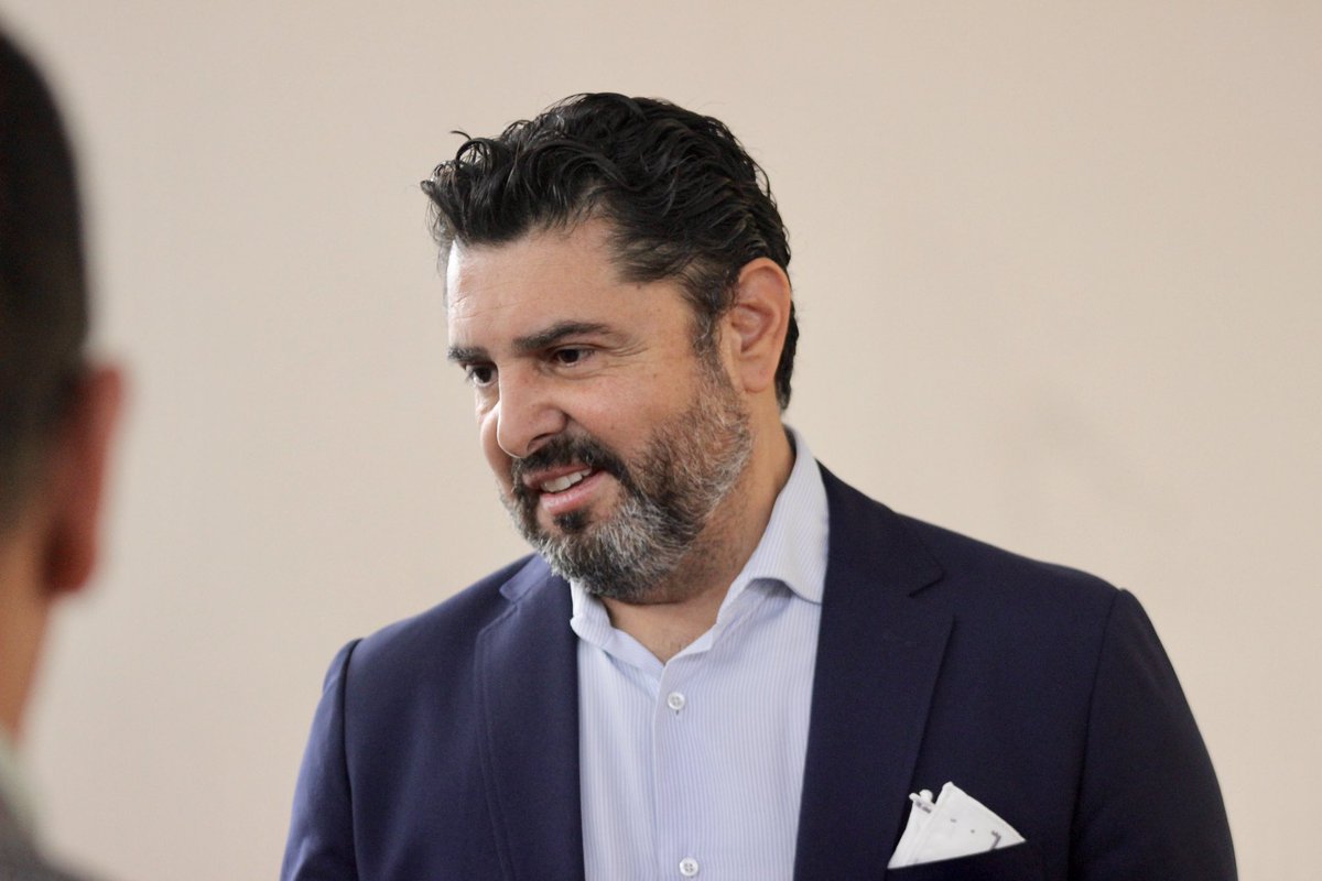 El Arq. Aldo Alfaro se registró como candidato a la Vicepresidencia de la FECAPEQ. Mencionó con entusiasmo que es un honor y un privilegio tener la oportunidad de participar en este nuevo reto, para representar a la comunidad de profesionales comprometidos de nuestro Estado.