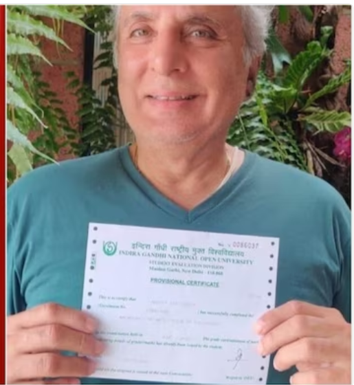UpToDateIGNOU's tweet photo. Aditya Raj Kapoor, Son of Shammi Kapoor and Geeta Bali, Shines Bright with a Degree in Philosophy from #ignou at 67! 

@OfficialIGNOU #Bollywood #latestignouupdates https://t.co/VdrE1jQe7r