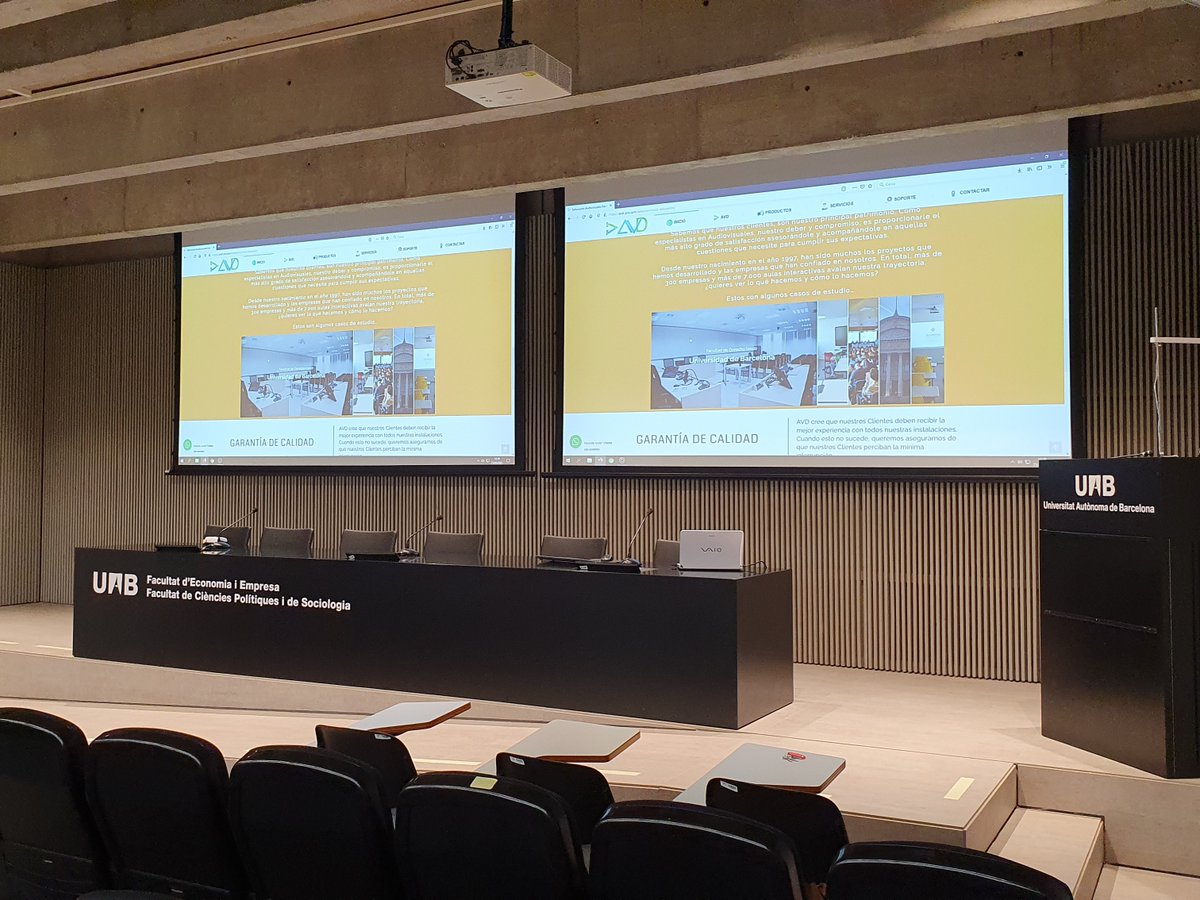 AVD_Pro's tweet photo. ¡La sala de actos de la @UABBarcelona  transformada! 🙌

🟠 Necesidades
>Mejorar la  acústica
>Mejorar la visión de pantalla
>Capacidades de videoconferencia

🟢 Solución
> Nuevo sistema de altavoces
> Pantalla doble de proyección
> Sistema de videoconferencia https://t.co/bgXGNVzuT5