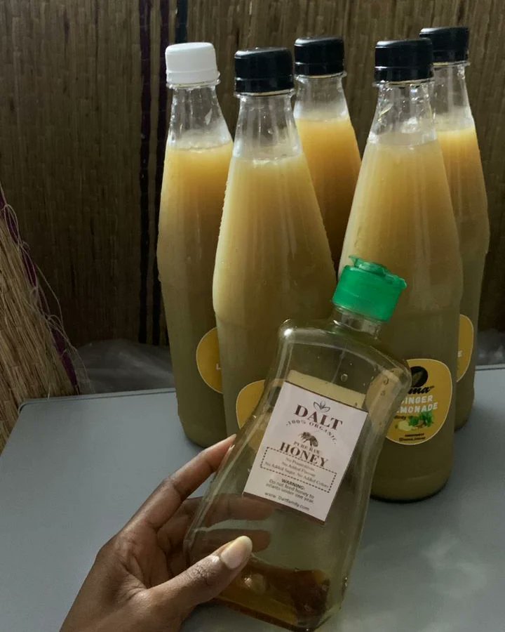 sama_house's tweet photo. Our Minty Ginger Lemonade drink is fast becoming one of the favorites in our collection. 

Health is wealth and this drink has been made perfectly to keep you healthy and energized.

Tell us what you think of our newest product.⤵️❤️ https://t.co/95IbuwK6pR