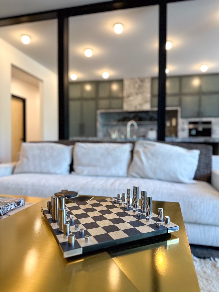 ENCCD_'s tweet image. ENC is ready with their next move, are you? Next level design ENC Construction and Development #nextleveldesign #featurewall #ENC